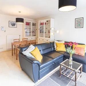 Appartement Zonnig Aan Zee In Mariakerke Ostende