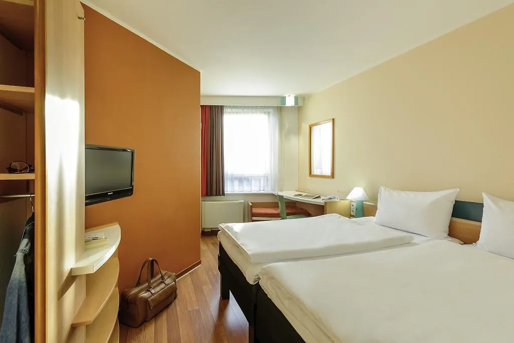 Ibis Augsburg Hauptbahnhof Hotel
